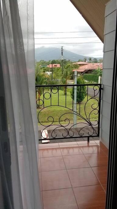 Casa De Las Rosas Volcan Arenal La Fortuna Ngoại thất bức ảnh